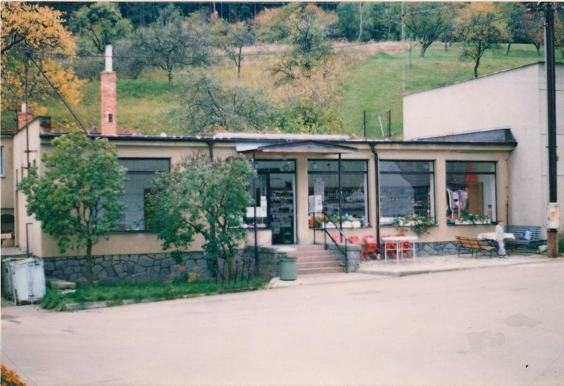 původní budova Jednoty 1993